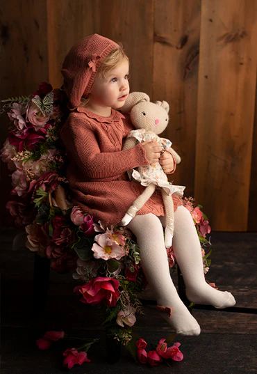 Meg Bitton – Sweet Friends