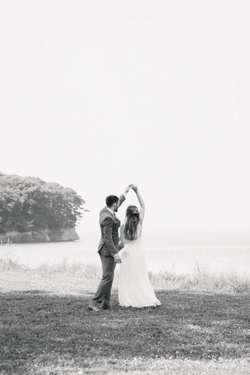 Abigail Dumlao – Colours by Abigail BW Lightroom Preset